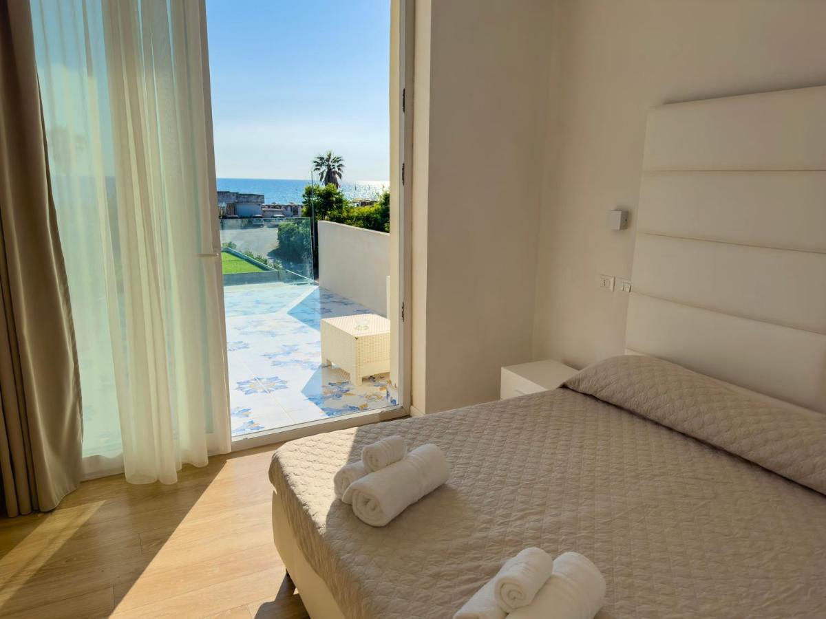 Hotel Artemide Mare Paestum Esterno foto