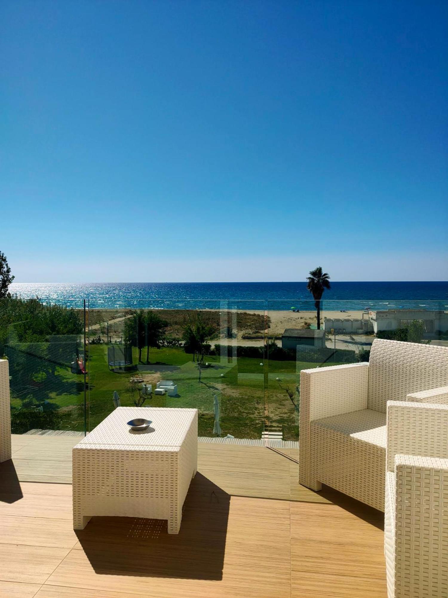 Hotel Artemide Mare Paestum Esterno foto